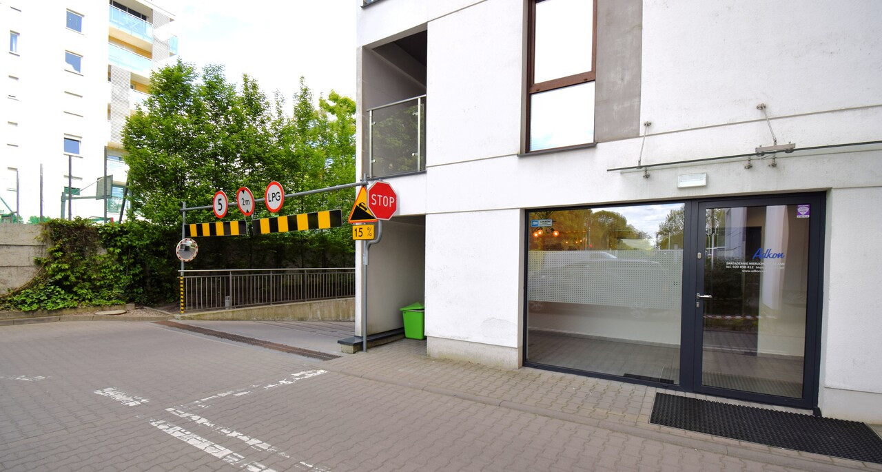 Lokal Sprzedaż Poznań Wałbrzyska 17